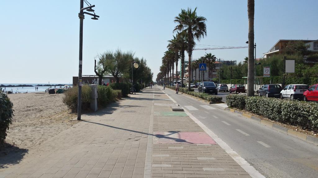 My Beachouse Montesilvano Marina Zimmer foto